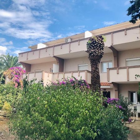 Apartments Palma Novalja Eksteriør bilde